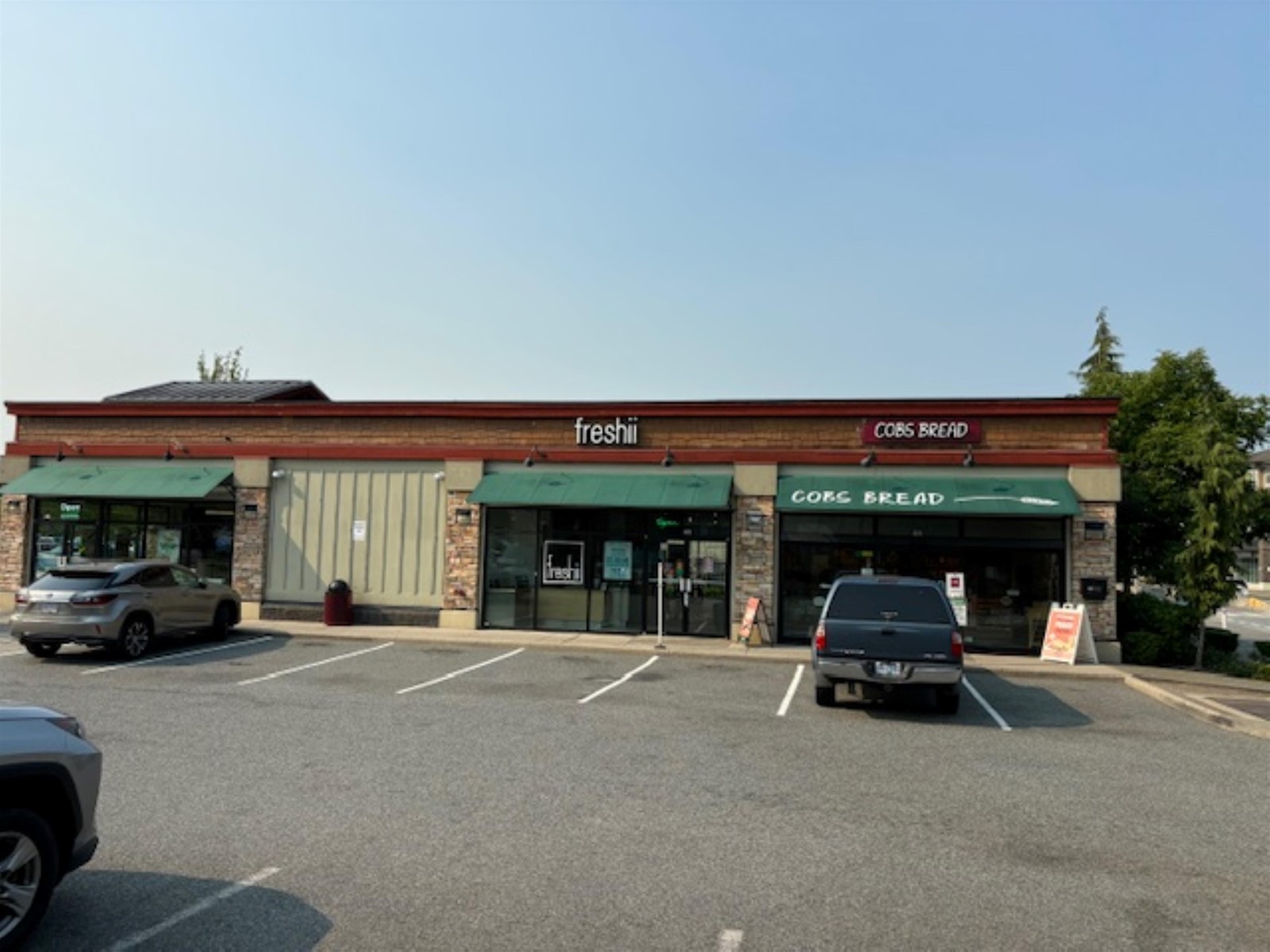 102 18775 Fraser Highway, Surrey, British Columbia  V3S 7Y3 - Photo 2 - C8062118