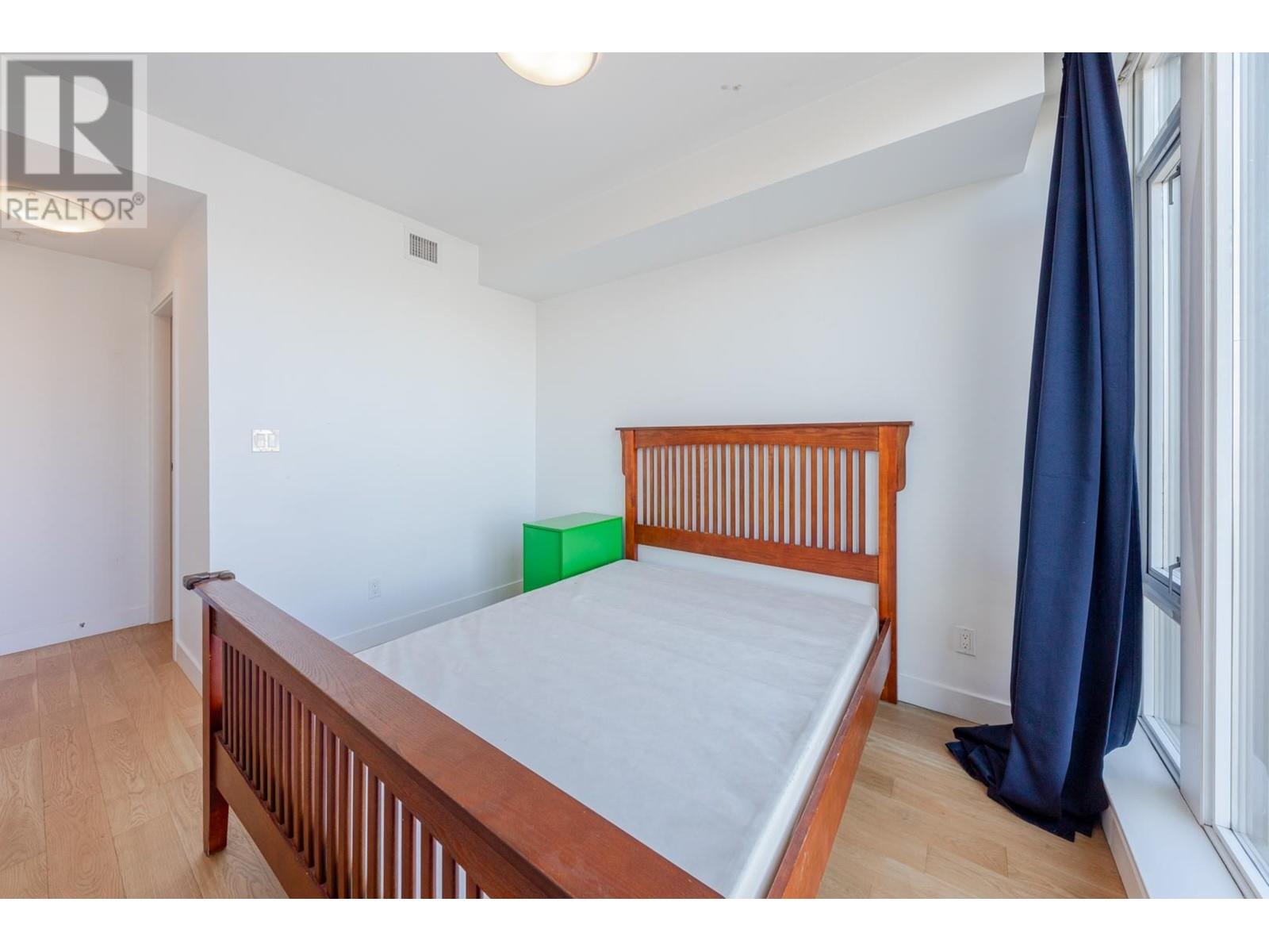 Listing Picture 28 of 37 : 236 W 1ST AVENUE, Vancouver / 溫哥華 - 魯藝地產 Yvonne Lu Group - MLS Medallion Club Member