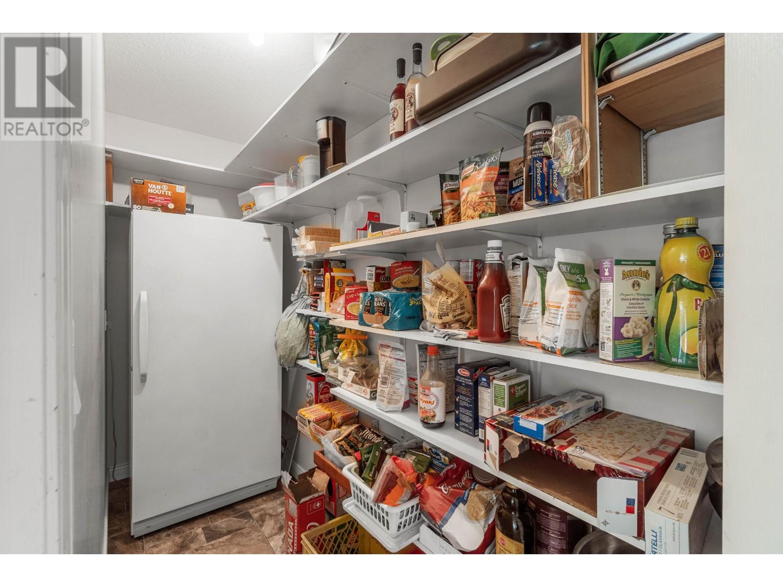 384 Melrose Place, Kamloops, British Columbia  V2C 6S1 - Photo 17 - 180312