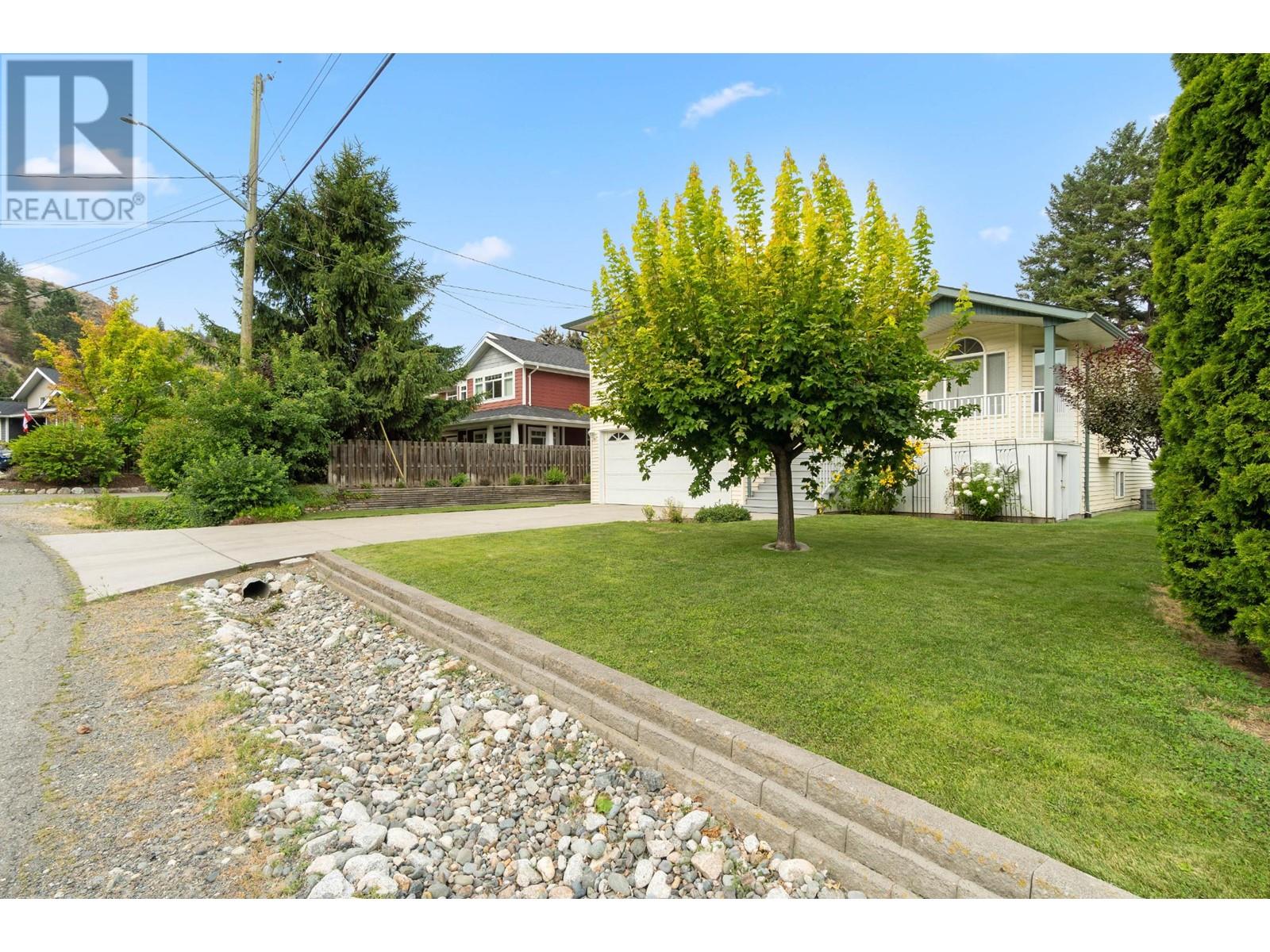 384 Melrose Place, Kamloops, British Columbia  V2C 6S1 - Photo 10 - 180312