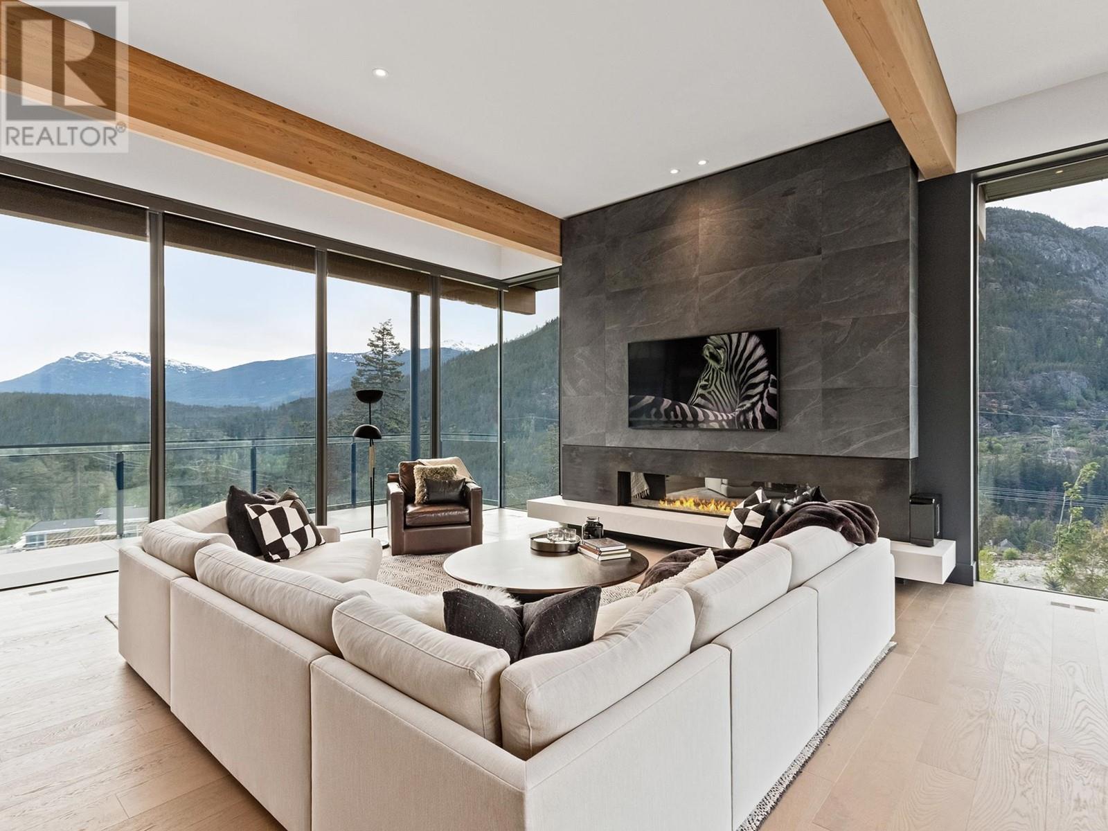 9269 Wedgemount Plateau Drive, Whistler, British Columbia  V8E 1M1 - Photo 3 - R2914082
