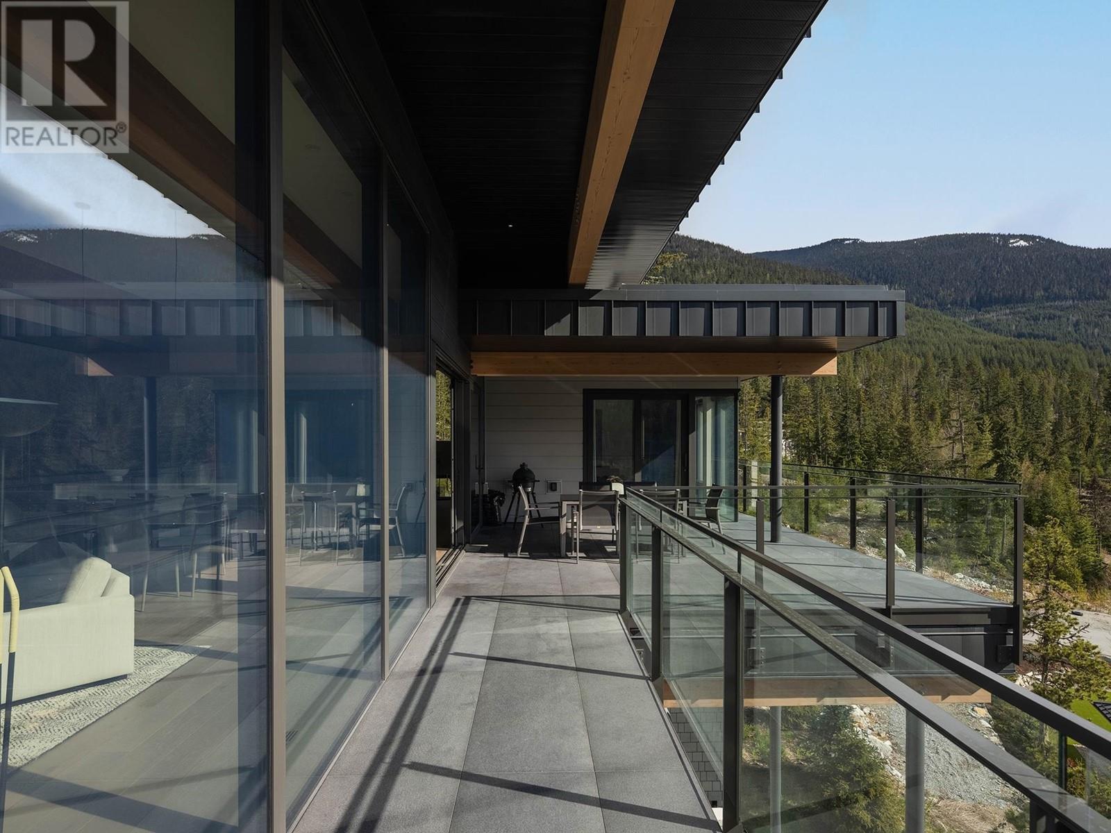 9269 Wedgemount Plateau Drive, Whistler, British Columbia  V8E 1M1 - Photo 8 - R2914082