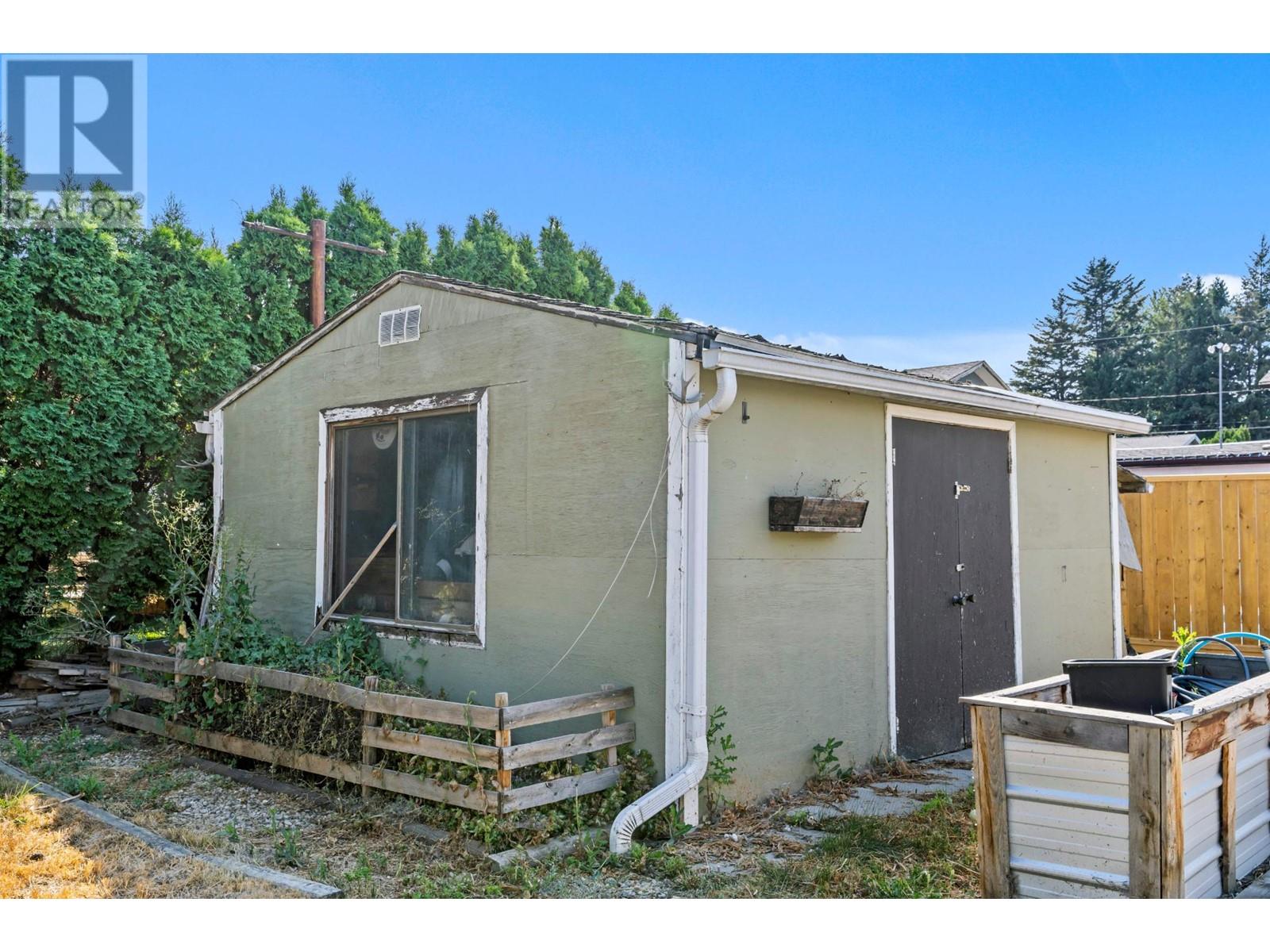 2391 Tranquille Rd, Kamloops, British Columbia  V2B 3N6 - Photo 23 - 180220