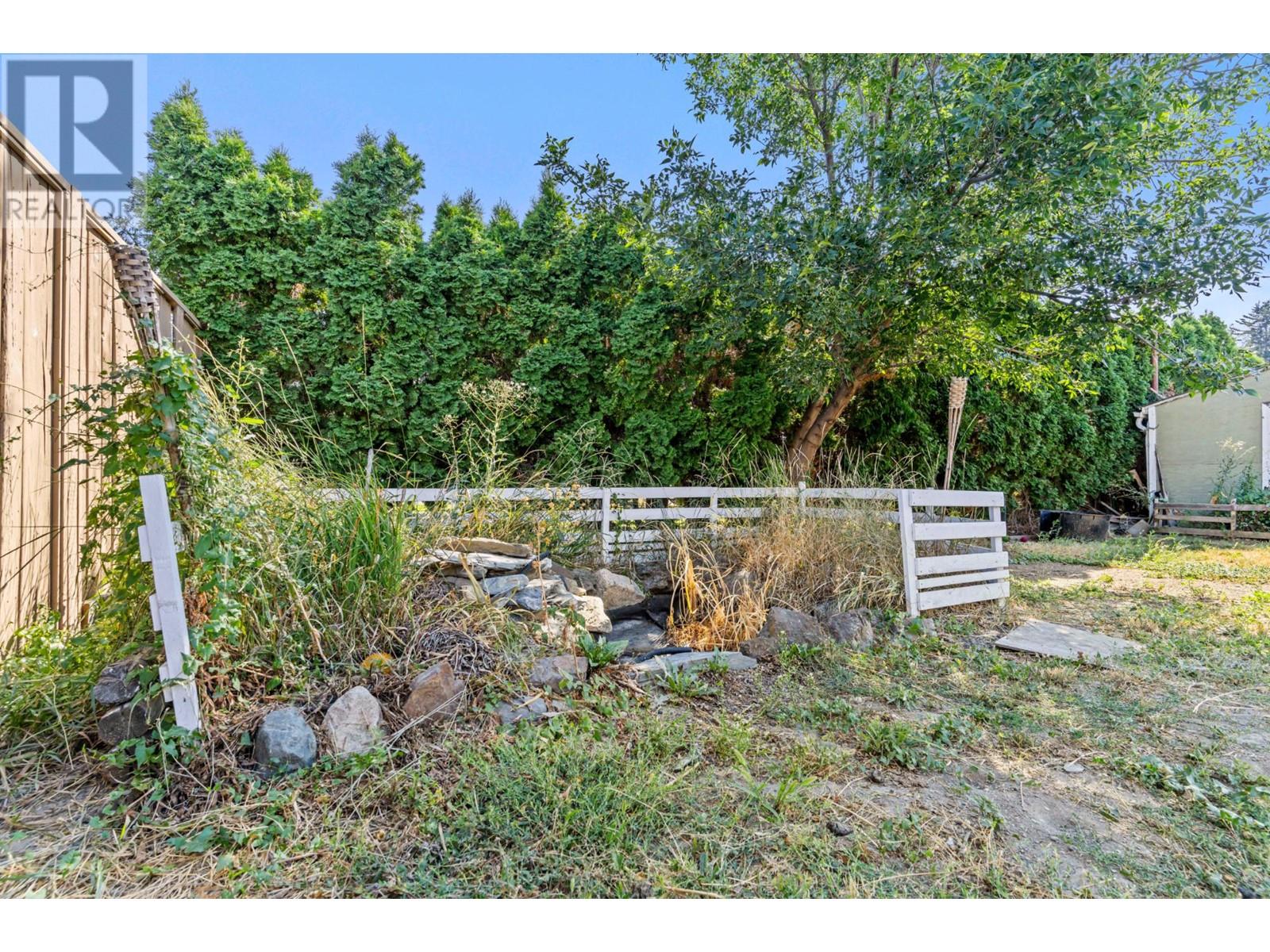 2391 Tranquille Rd, Kamloops, British Columbia  V2B 3N6 - Photo 24 - 180220