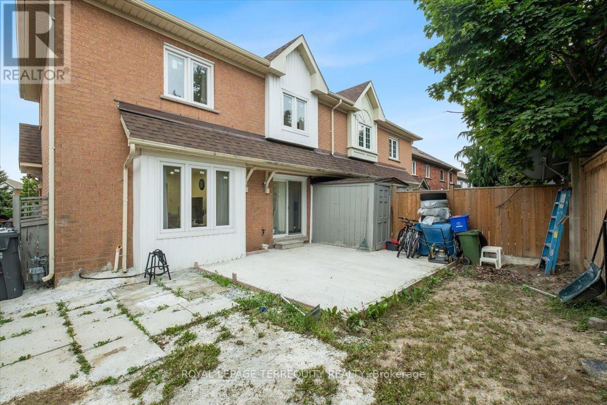 69 Shady Pine Circle, Brampton (Sandringham-Wellington), Ontario  L6R 1K3 - Photo 29 - W9249395