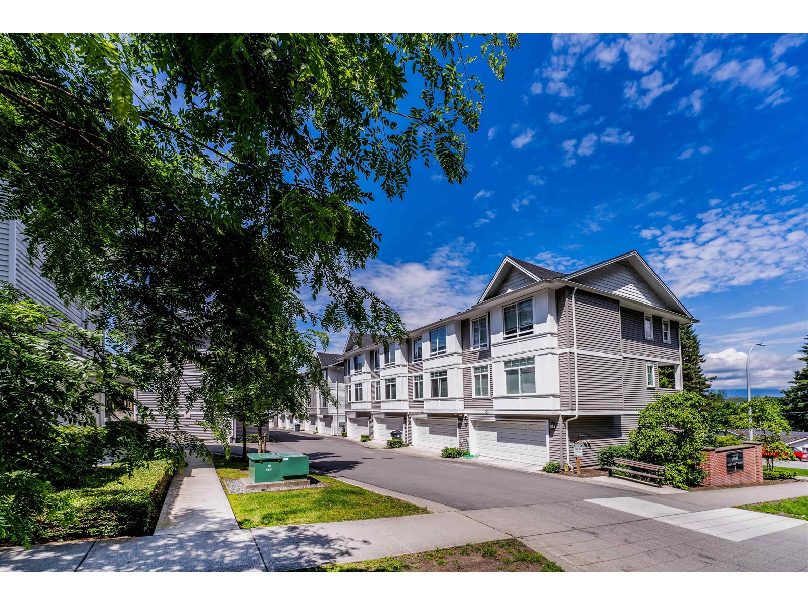 2 11267 133 Street, Surrey, British Columbia  V3R 0E3 - Photo 4 - R2912590