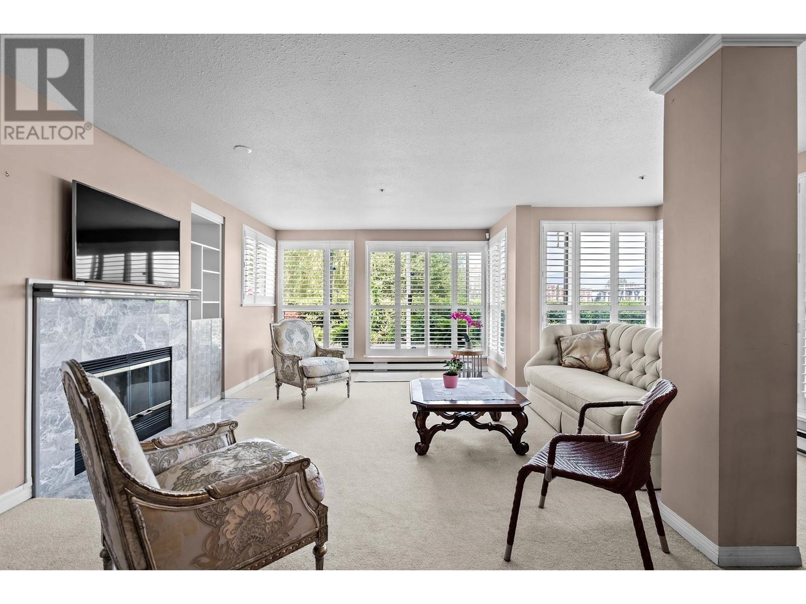 Listing Picture 5 of 37 : 107 1502 ISLAND PARK WALK, Vancouver / 溫哥華 - 魯藝地產 Yvonne Lu Group - MLS Medallion Club Member