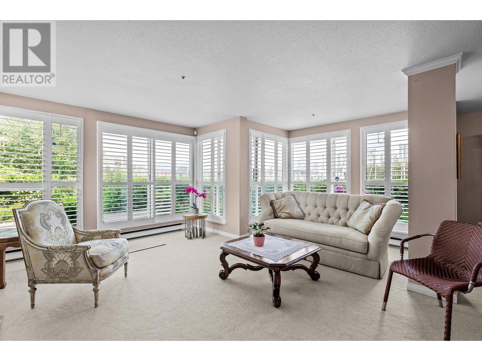 Listing Picture 6 of 37 : 107 1502 ISLAND PARK WALK, Vancouver / 溫哥華 - 魯藝地產 Yvonne Lu Group - MLS Medallion Club Member