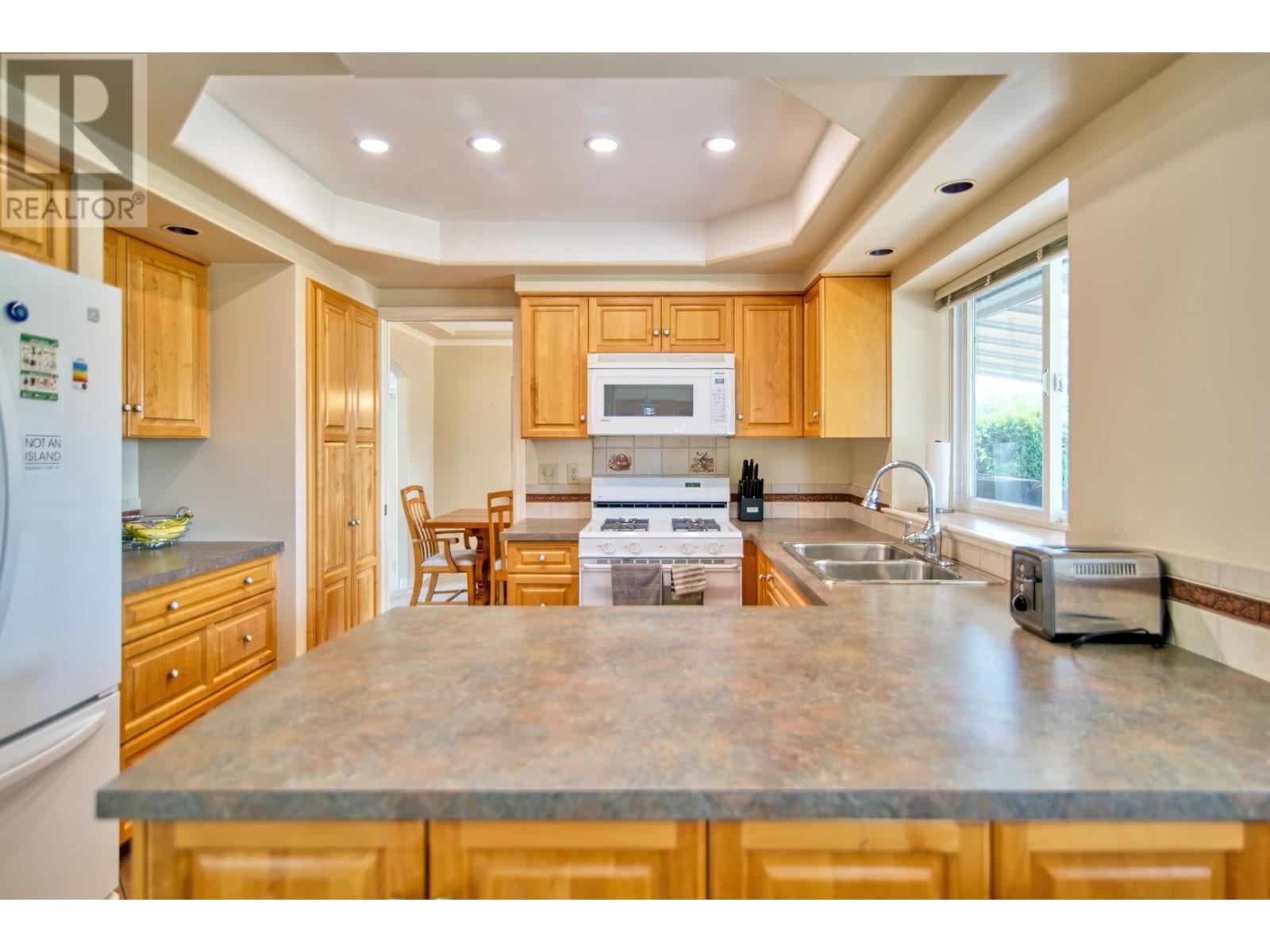 4779 Tamarack Place, Sechelt, British Columbia  V7Z 0E8 - Photo 14 - R2914139