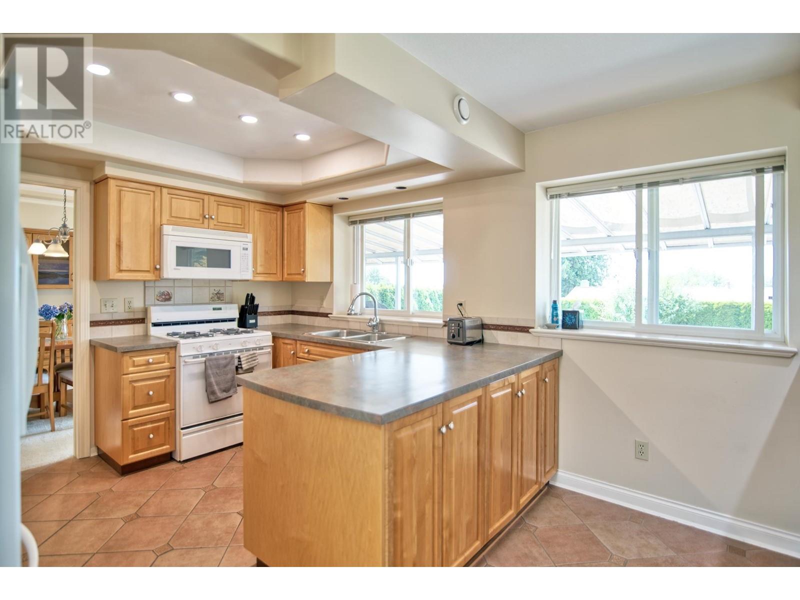 4779 Tamarack Place, Sechelt, British Columbia  V7Z 0E8 - Photo 15 - R2914139