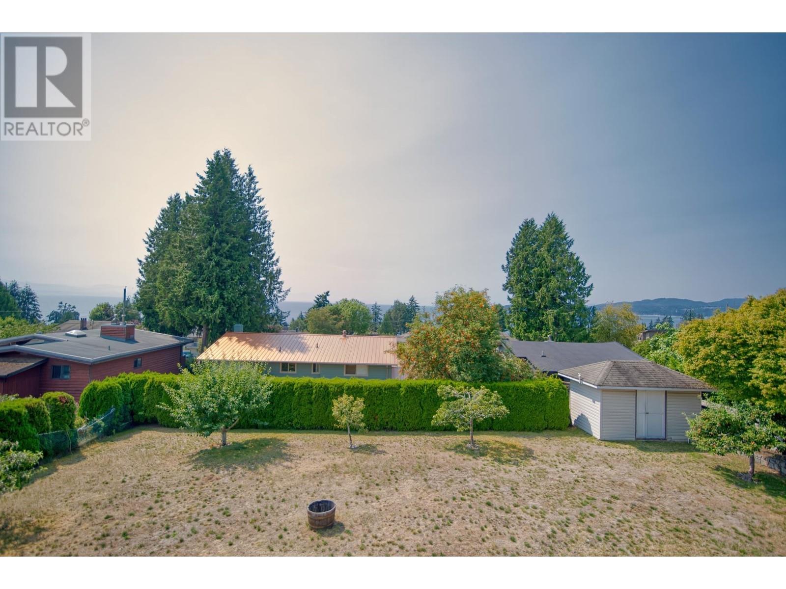4779 Tamarack Place, Sechelt, British Columbia  V7Z 0E8 - Photo 6 - R2914139