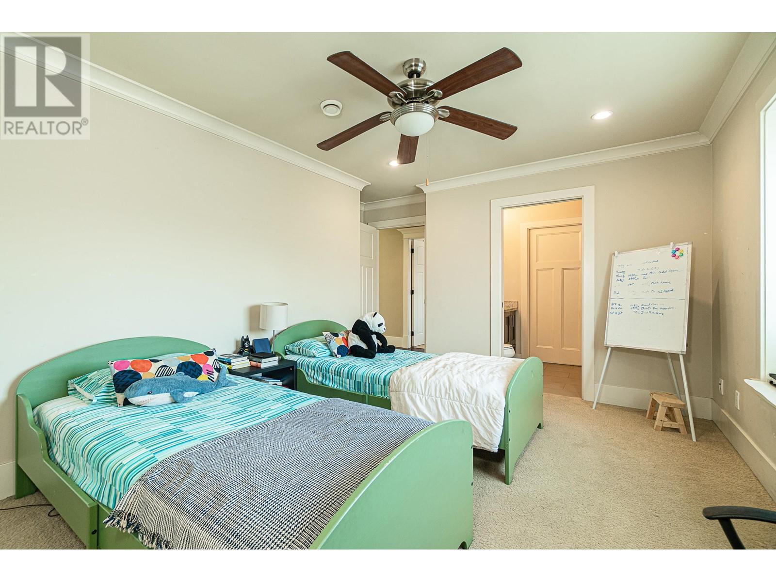5891 Mckee Street, Burnaby, British Columbia  V5J 2V4 - Photo 21 - R2912586