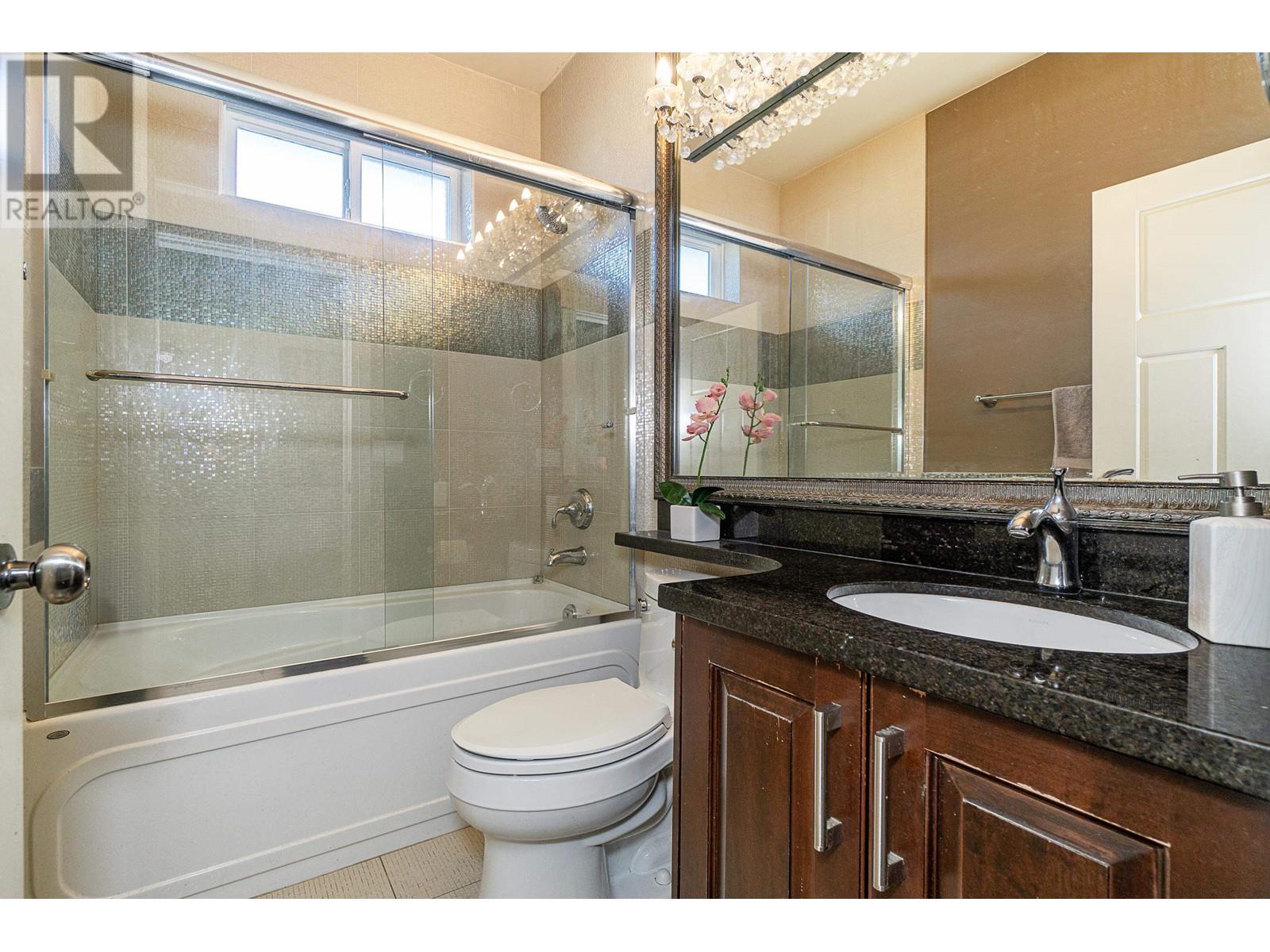 5891 Mckee Street, Burnaby, British Columbia  V5J 2V4 - Photo 16 - R2912586