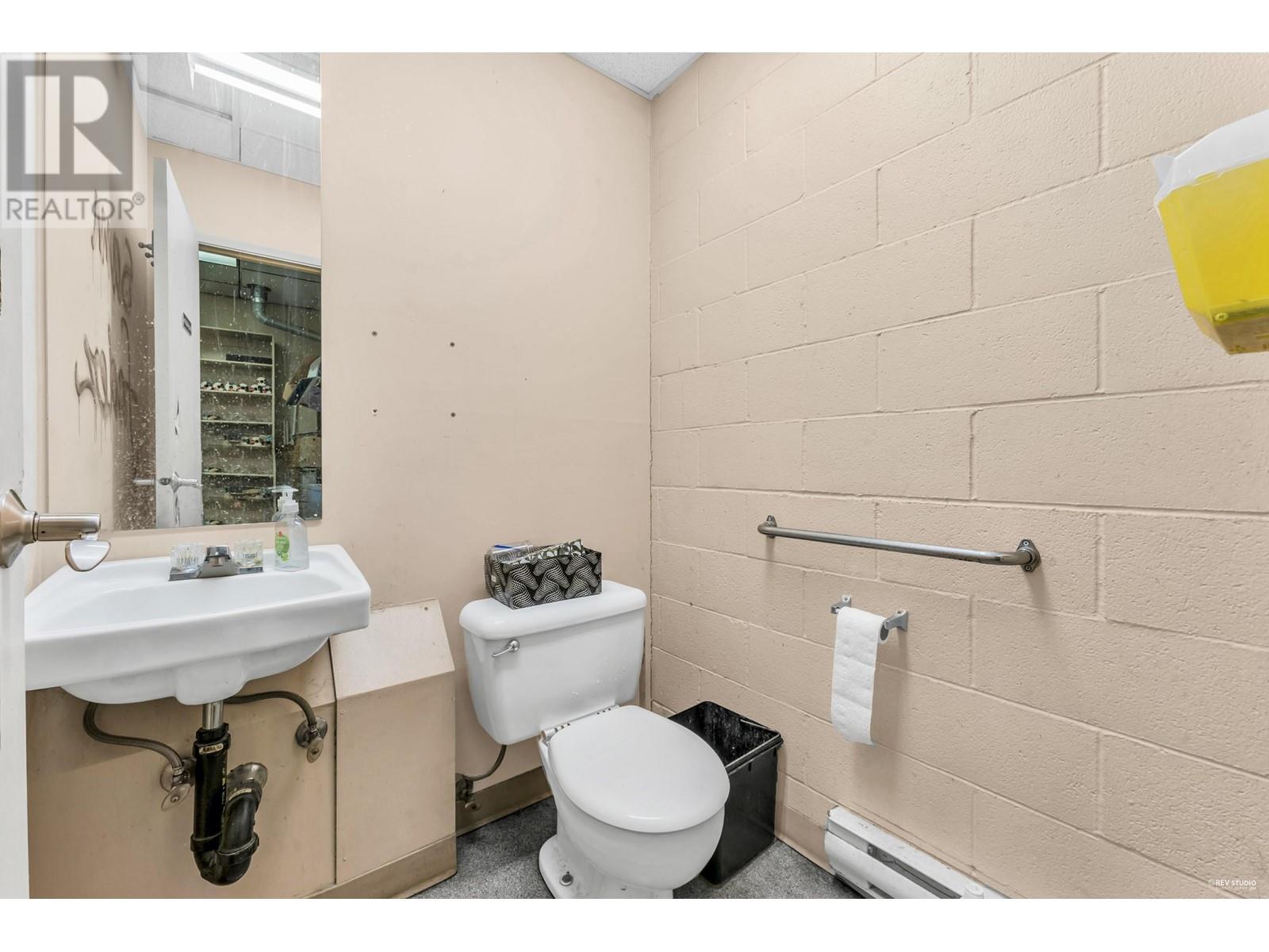 5172 Ladner Trunk Road, Delta, British Columbia  V4K 1W3 - Photo 13 - C8062079