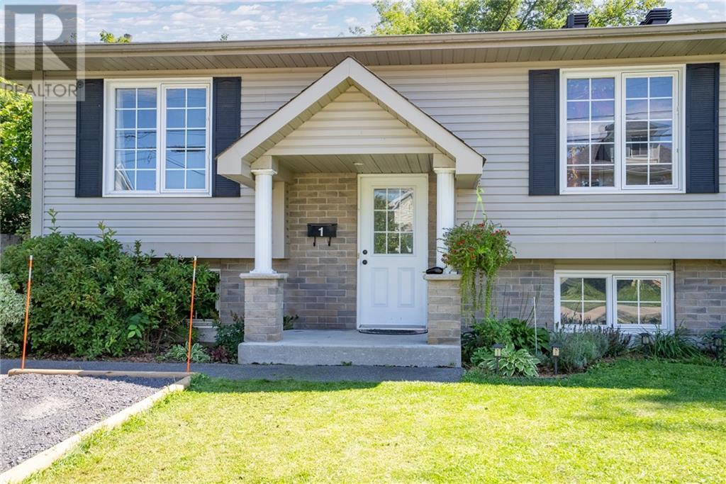 318 Third Street W, Cornwall, Ontario  K6J 2P5 - Photo 2 - 1406426