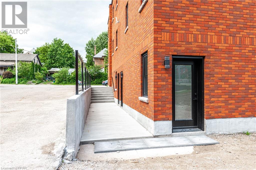 74 Church Street Unit# 1, Stratford, Ontario  N5A 2R2 - Photo 3 - 40624400