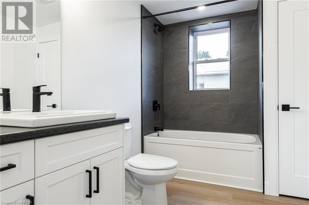 74 Church Street Unit# 1, Stratford, Ontario  N5A 2R2 - Photo 31 - 40624400