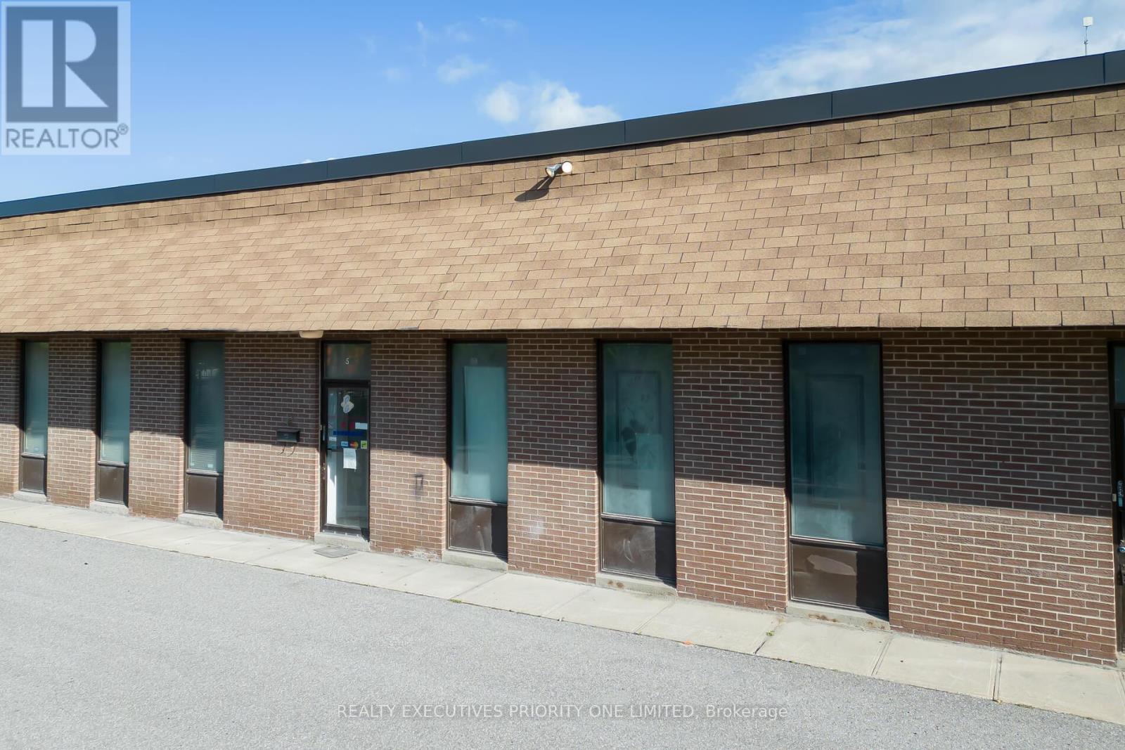 #5 - 3015 Kennedy Road, Toronto (Milliken), Ontario  M1V 1E7 - Photo 2 - E9249812