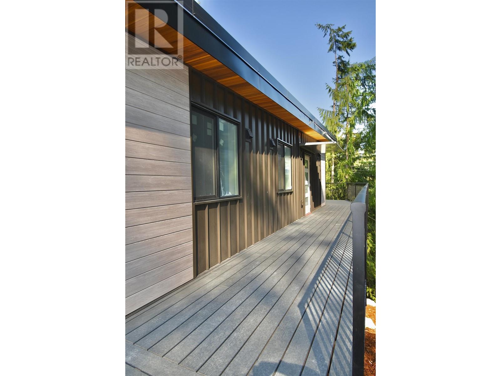 5790 Tillicum Bay Road, Sechelt, British Columbia  V7Z 0C7 - Photo 7 - R2914075
