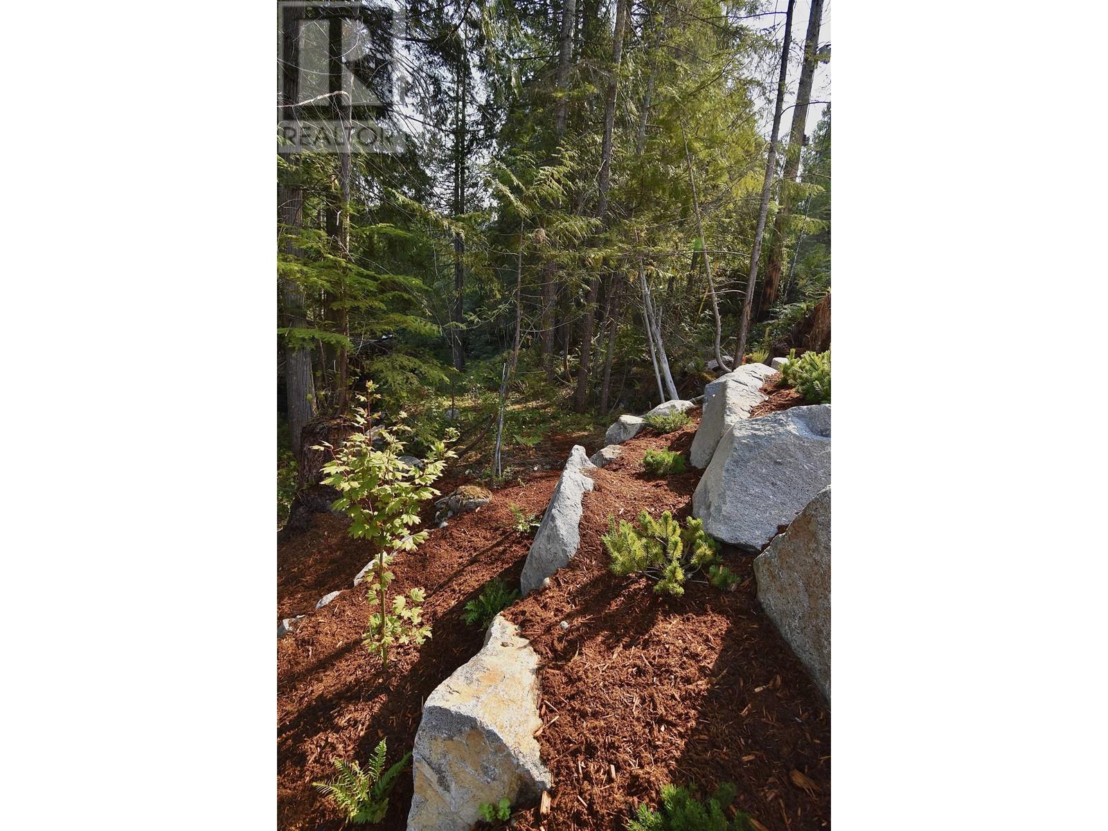 5790 Tillicum Bay Road, Sechelt, British Columbia  V7Z 0C7 - Photo 5 - R2914075