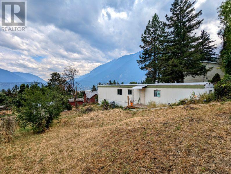 618 VICTORIA STREET, lillooet, British Columbia