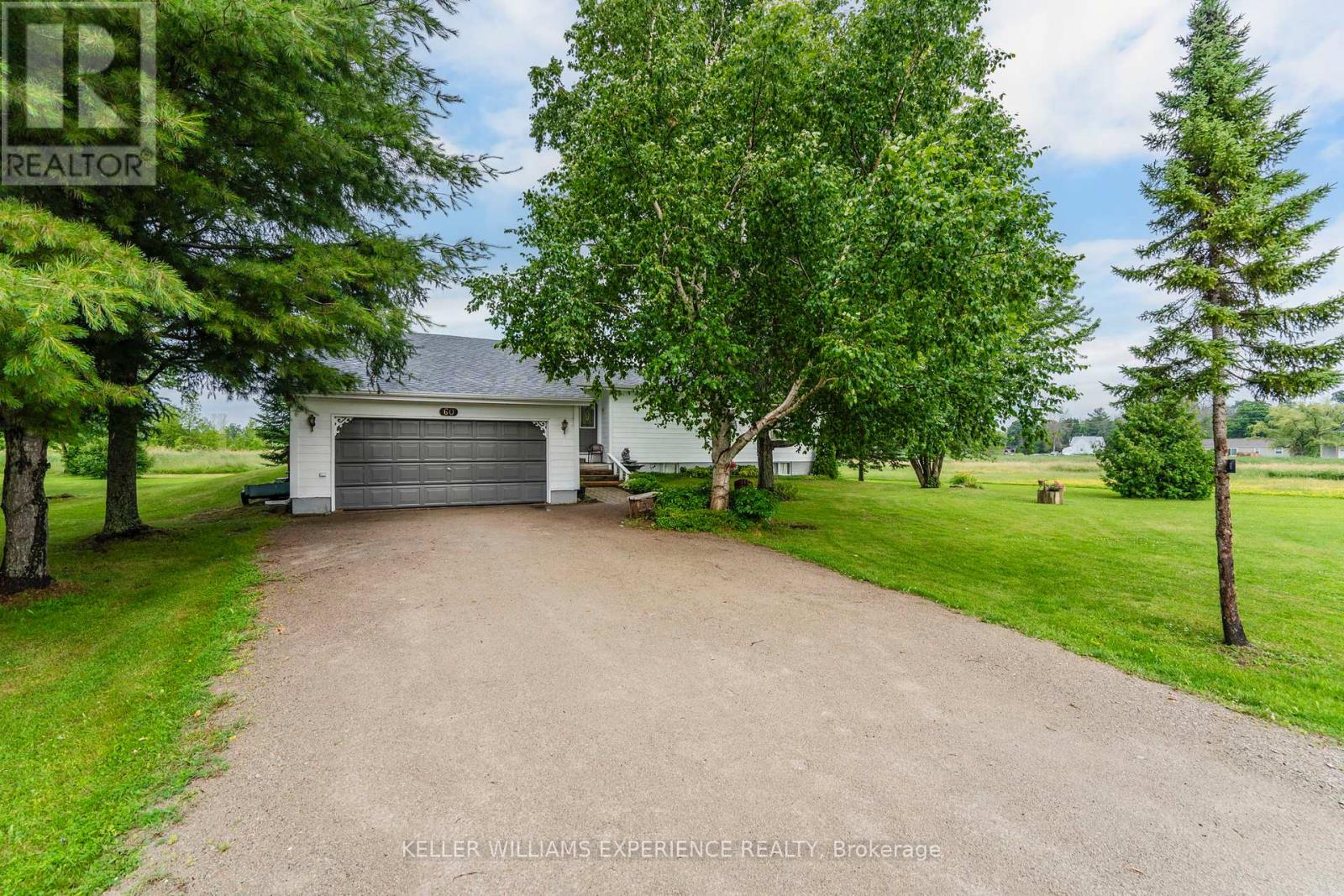 60 Hillside Drive, Georgian Bay, Ontario  L0K 1S0 - Photo 1 - X9250288