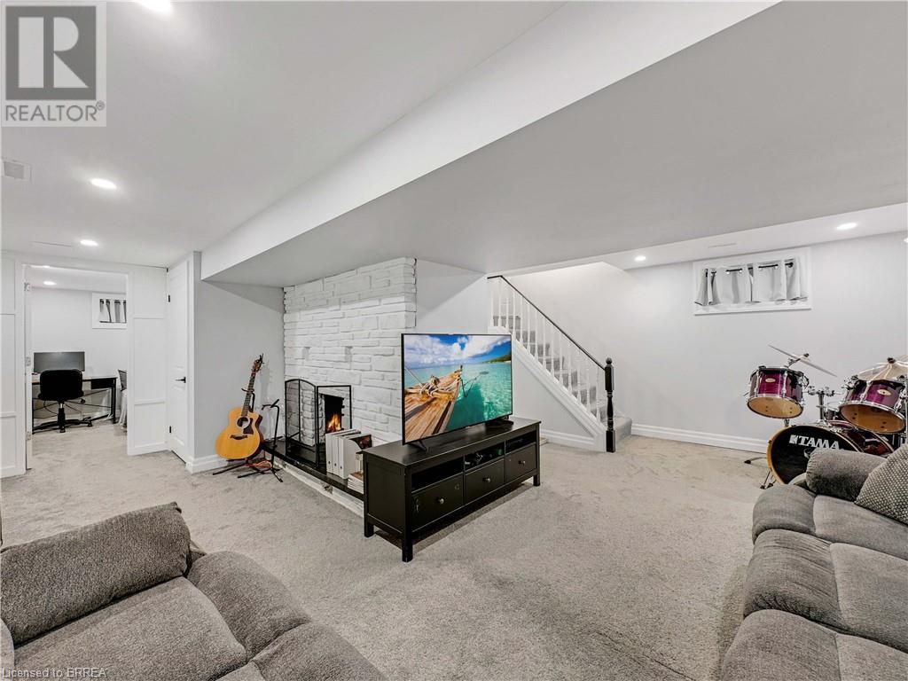 223 Sydenham Street, Brantford, Ontario  N3R 3Z6 - Photo 26 - 40631600