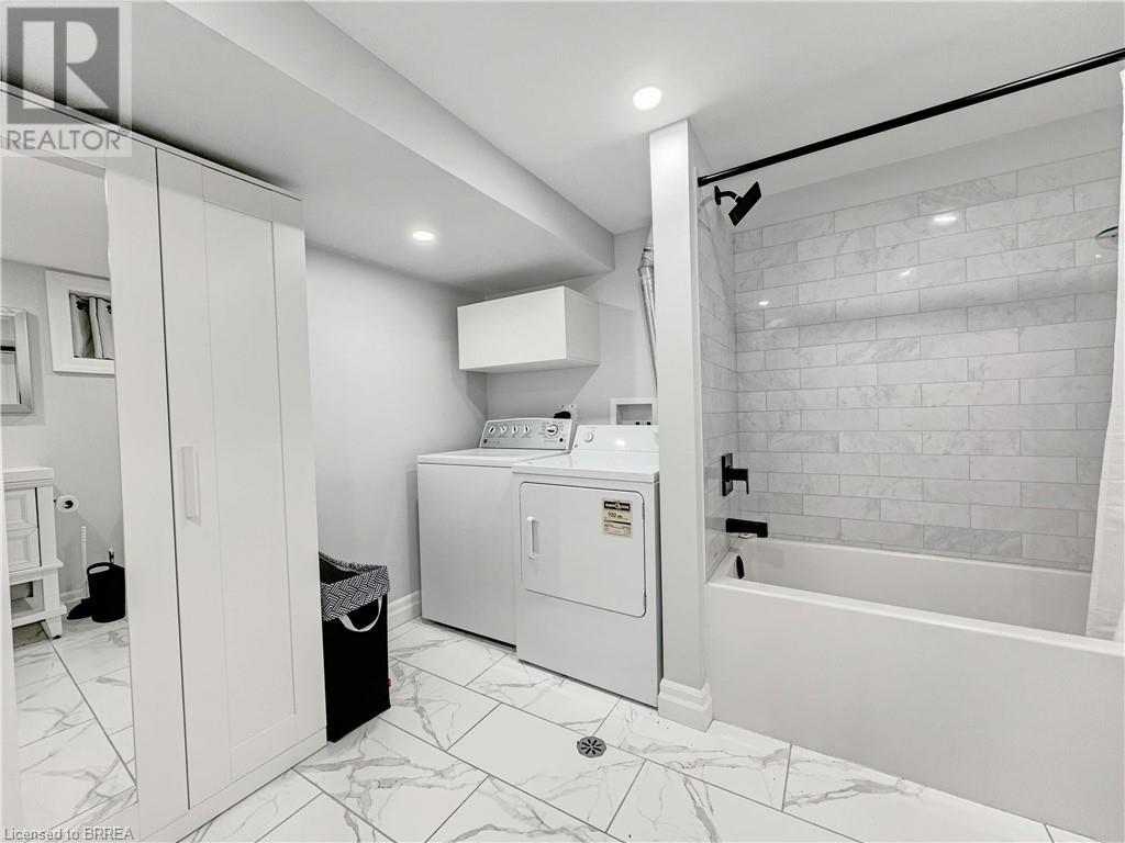 223 Sydenham Street, Brantford, Ontario  N3R 3Z6 - Photo 29 - 40631600