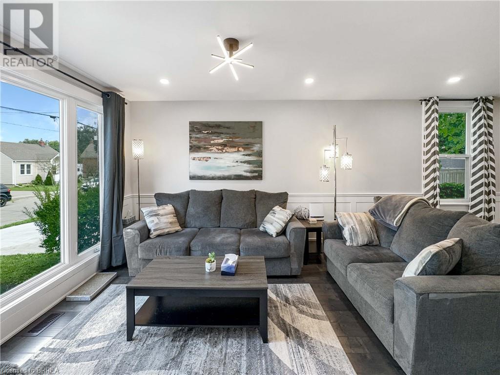 223 Sydenham Street, Brantford, Ontario  N3R 3Z6 - Photo 6 - 40631600