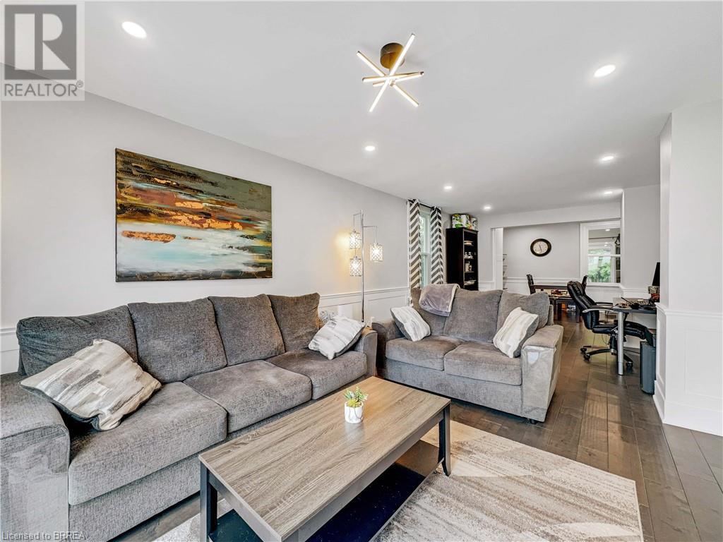 223 Sydenham Street, Brantford, Ontario  N3R 3Z6 - Photo 7 - 40631600