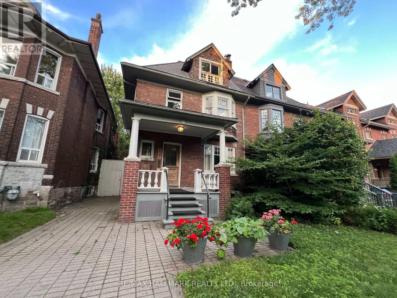 499 PALMERSTON BOULEVARD, toronto (palmerston-little italy), Ontario