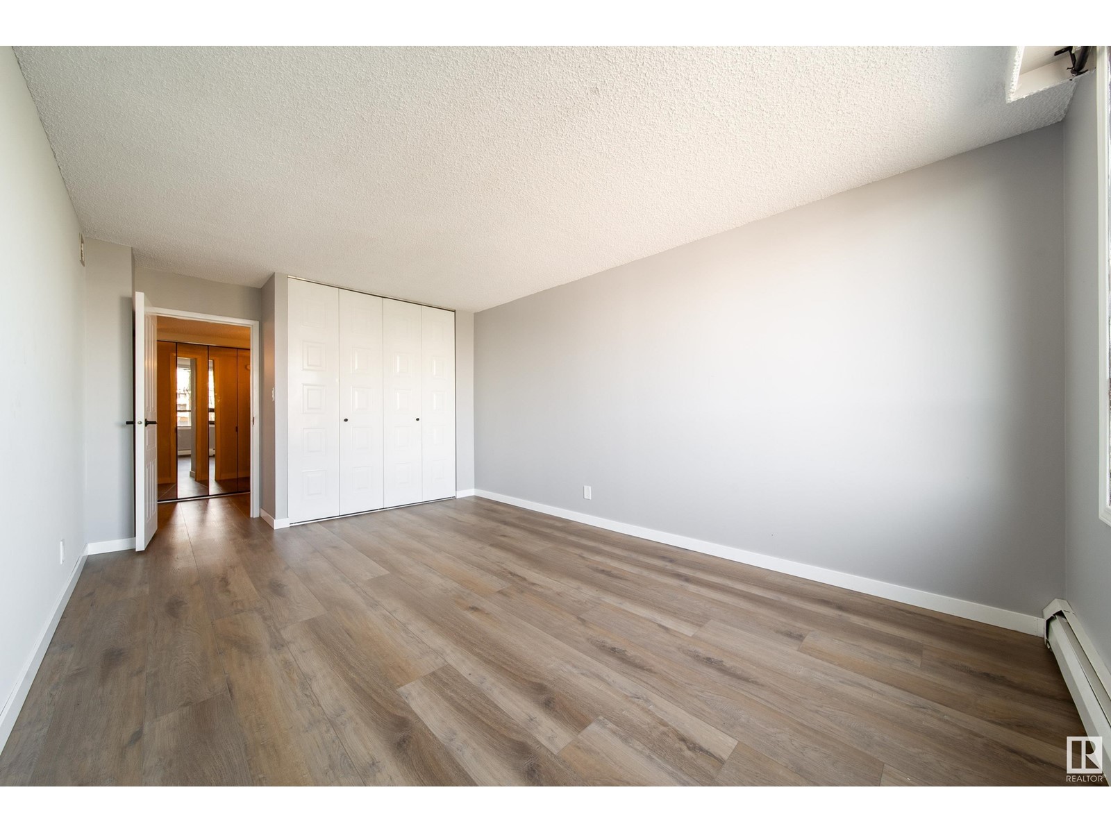 #301 8340 Jasper Av Nw, Edmonton, Alberta  T5H 4C6 - Photo 28 - E4401717