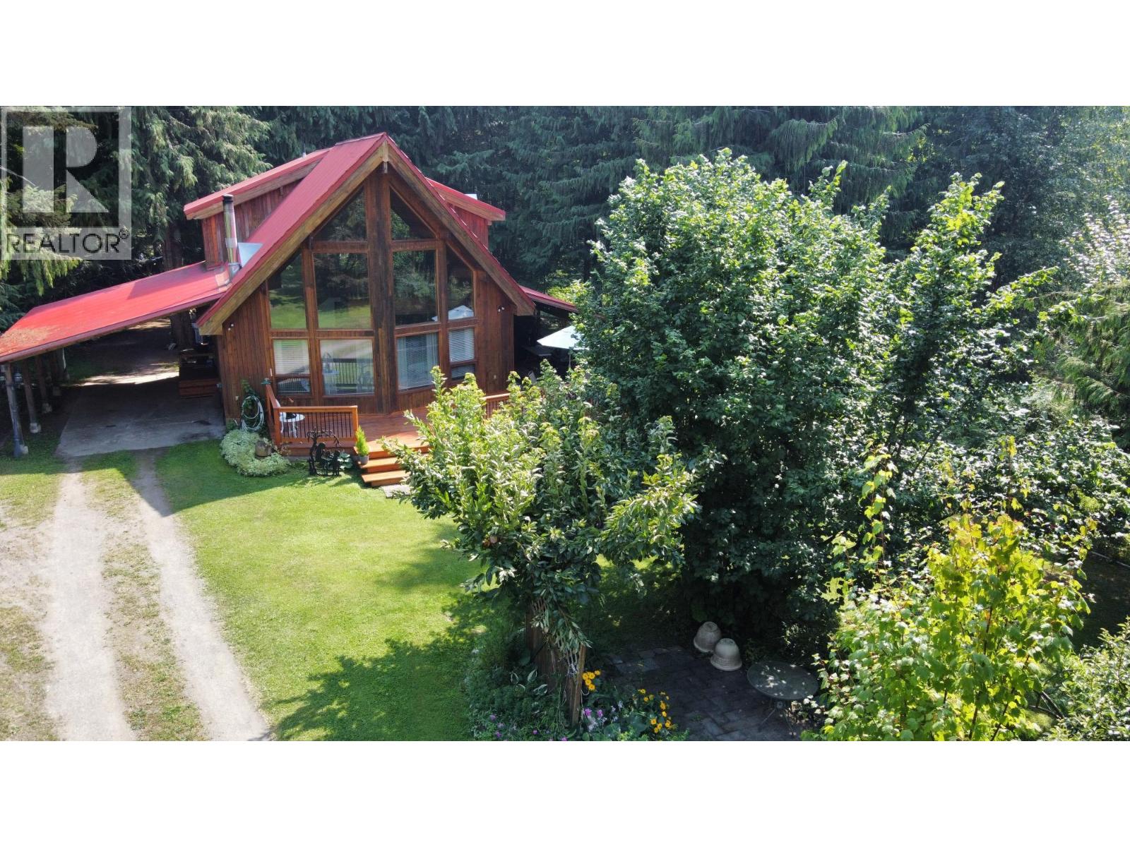 432 BAYLES ROAD, nakusp, British Columbia