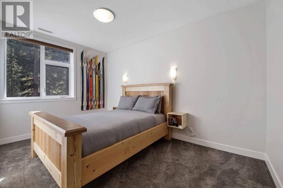302-1130 Sun Peaks Rd, Sun Peaks, British Columbia   - Photo 17 - 180321