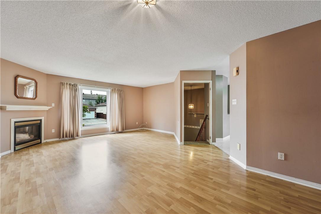 2 Mapleton Avenue, Barrie, Ontario  L4N 7M2 - Photo 4 - H4202736