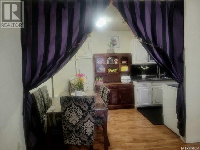 Property at 23 2309 17th STREET W image 3