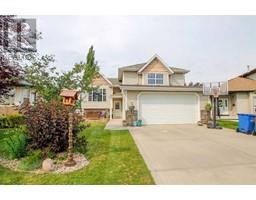 14 Lewis Close Lancaster Green, Red Deer, Ca