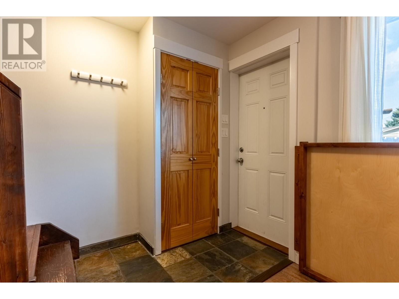 114-870 Mcqueen Drive, Kamloops, British Columbia  V2B 7X9 - Photo 3 - 180327