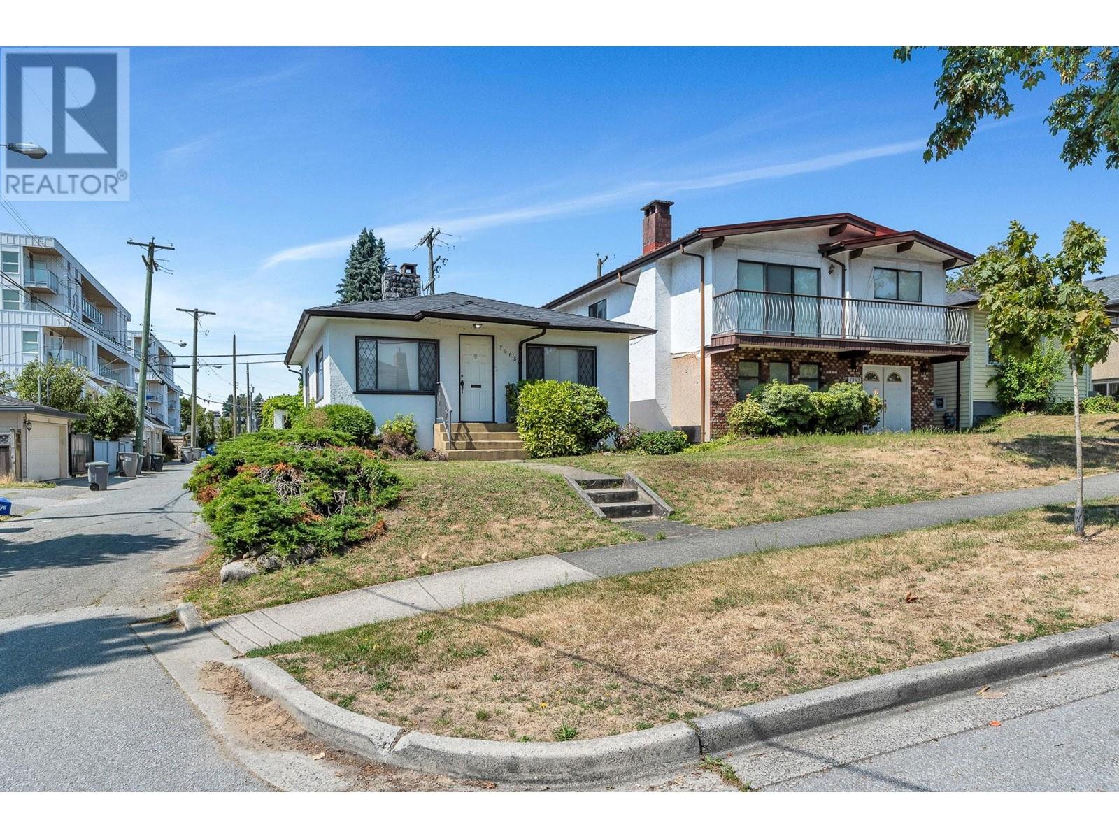 7965 ONTARIO STREET, vancouver, British Columbia
