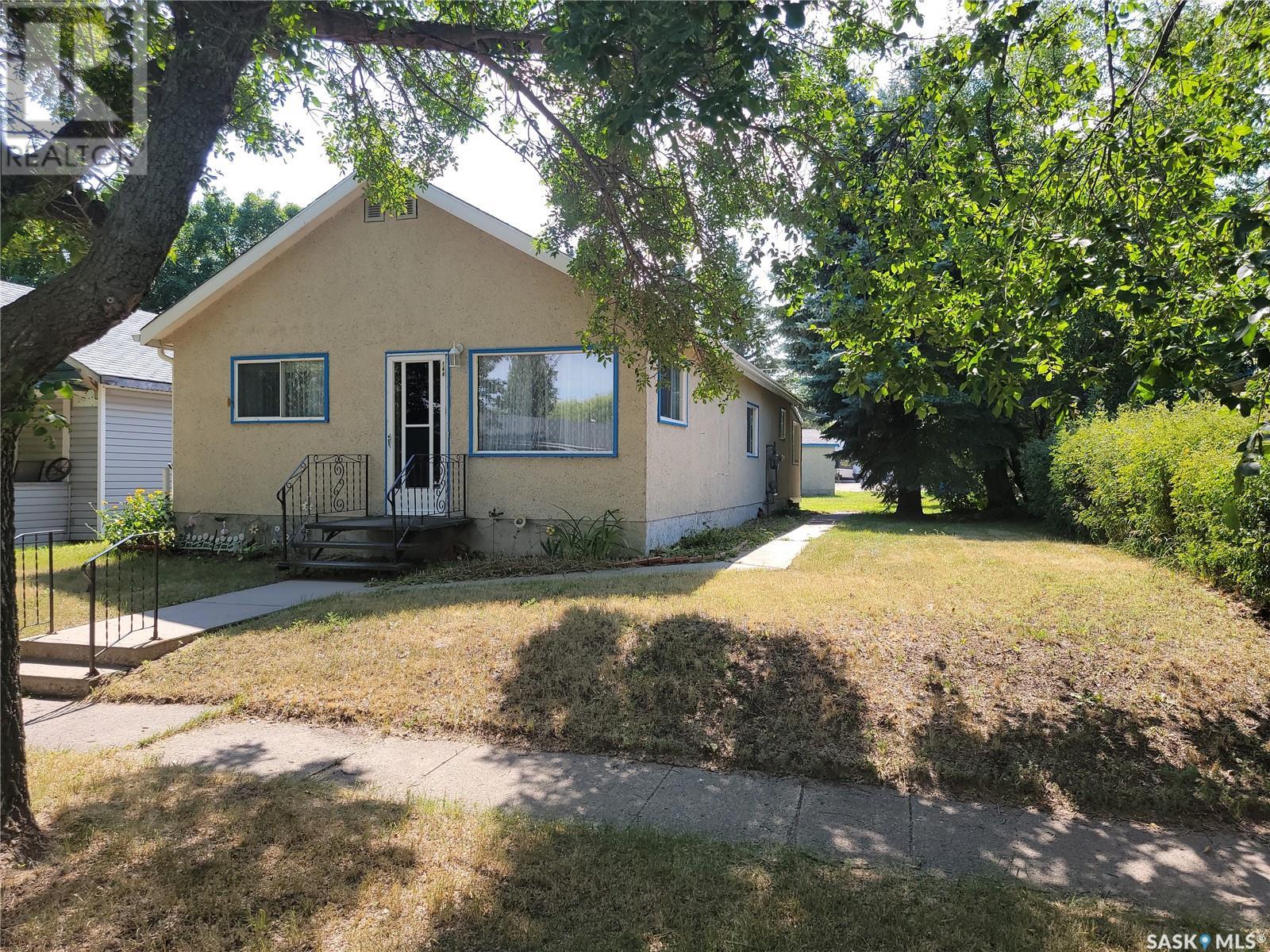 144 4th AVENUE W, unity, Saskatchewan