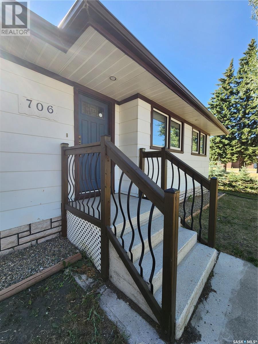 706 Balfour Street, Whitewood, Saskatchewan  S0G 5C0 - Photo 5 - SK980480