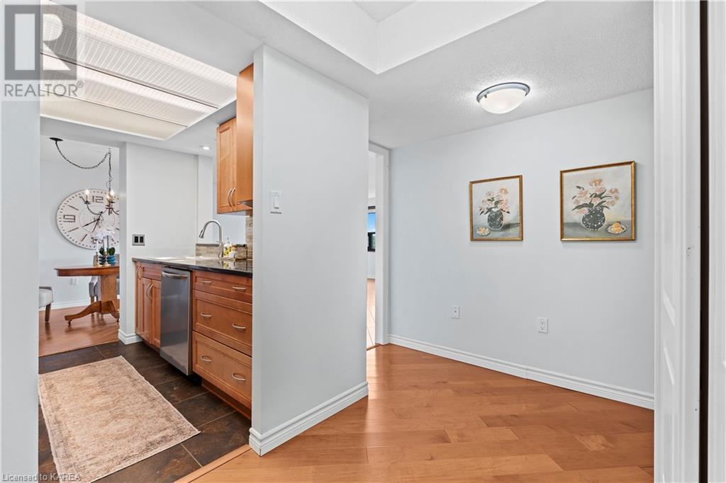 165 Ontario Street Unit# 702, Kingston, Ontario  K7L 2Y6 - Photo 10 - 40630644