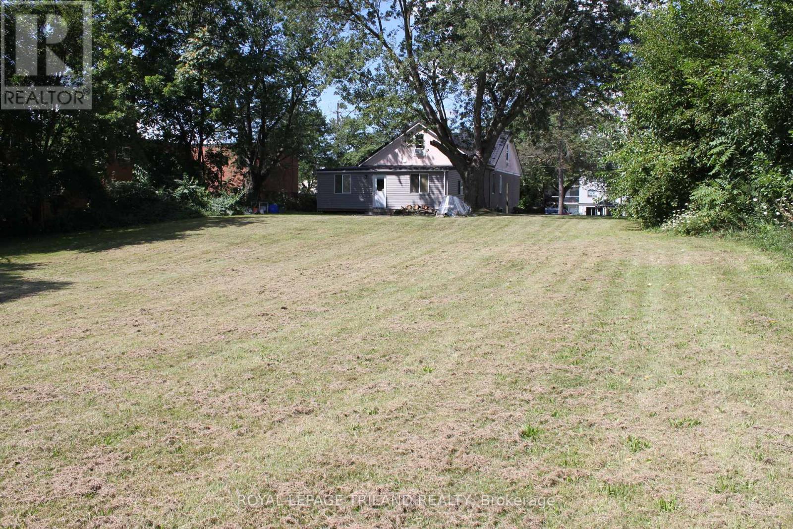 6566 Drummond Road, Niagara Falls (Dorchester), Ontario  L2G 4N7 - Photo 17 - X9251133