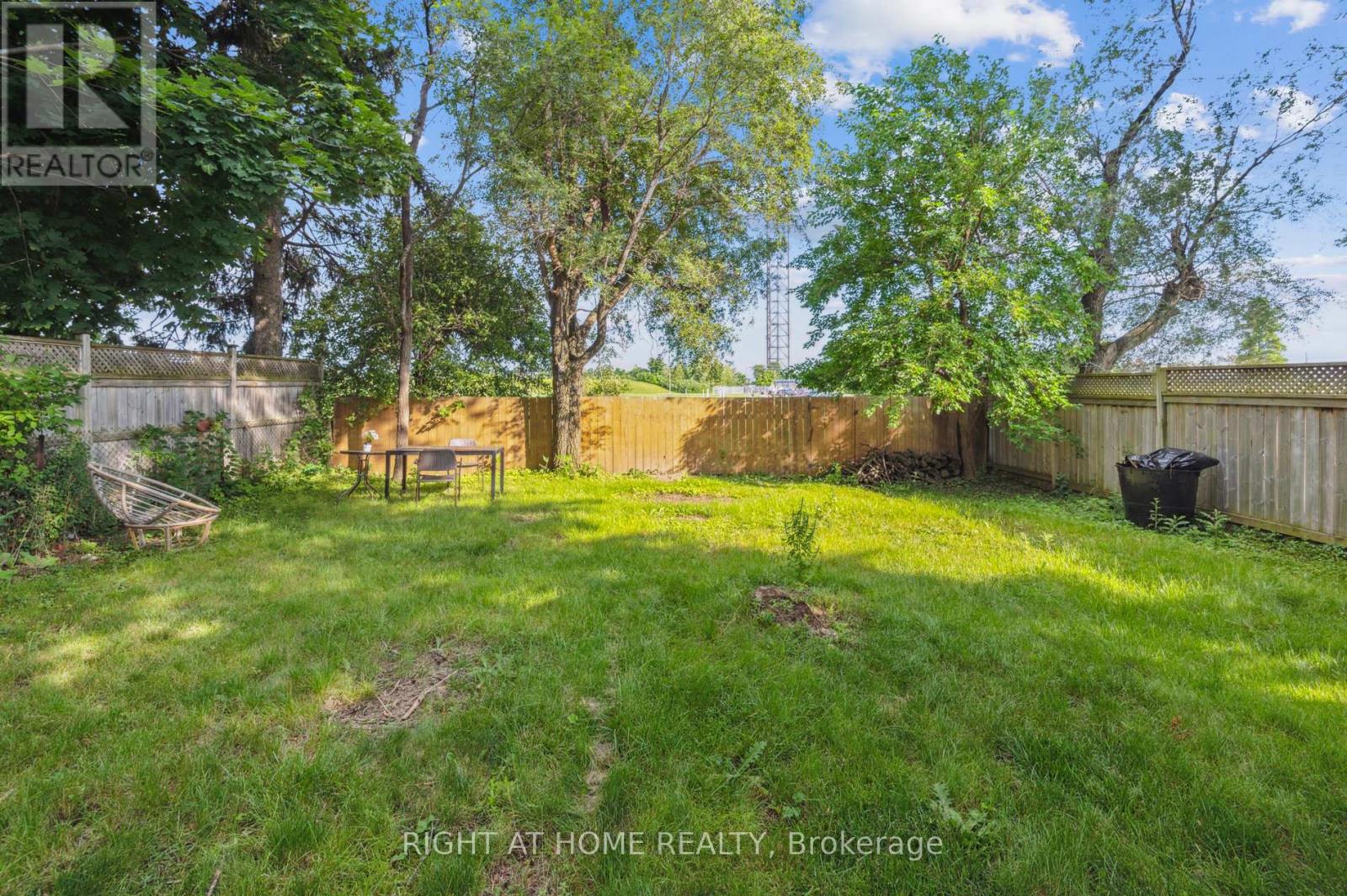 15 Singleton Road, Toronto (Wexford-Maryvale), Ontario  M1R 1H8 - Photo 28 - E9251254