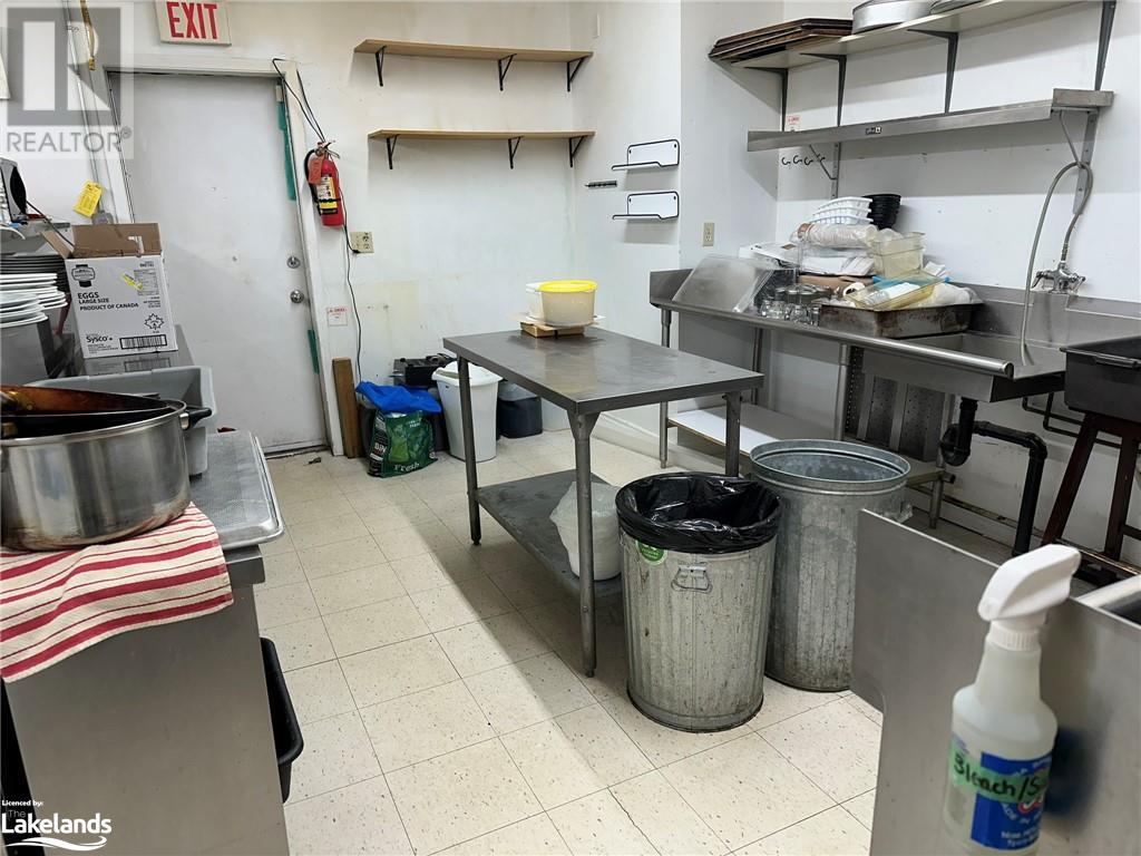 120 Ontario Street, Burk's Falls, Ontario  P0A 1C0 - Photo 11 - 40528568