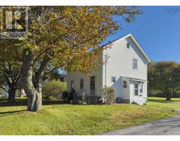 323 Pleasant Street