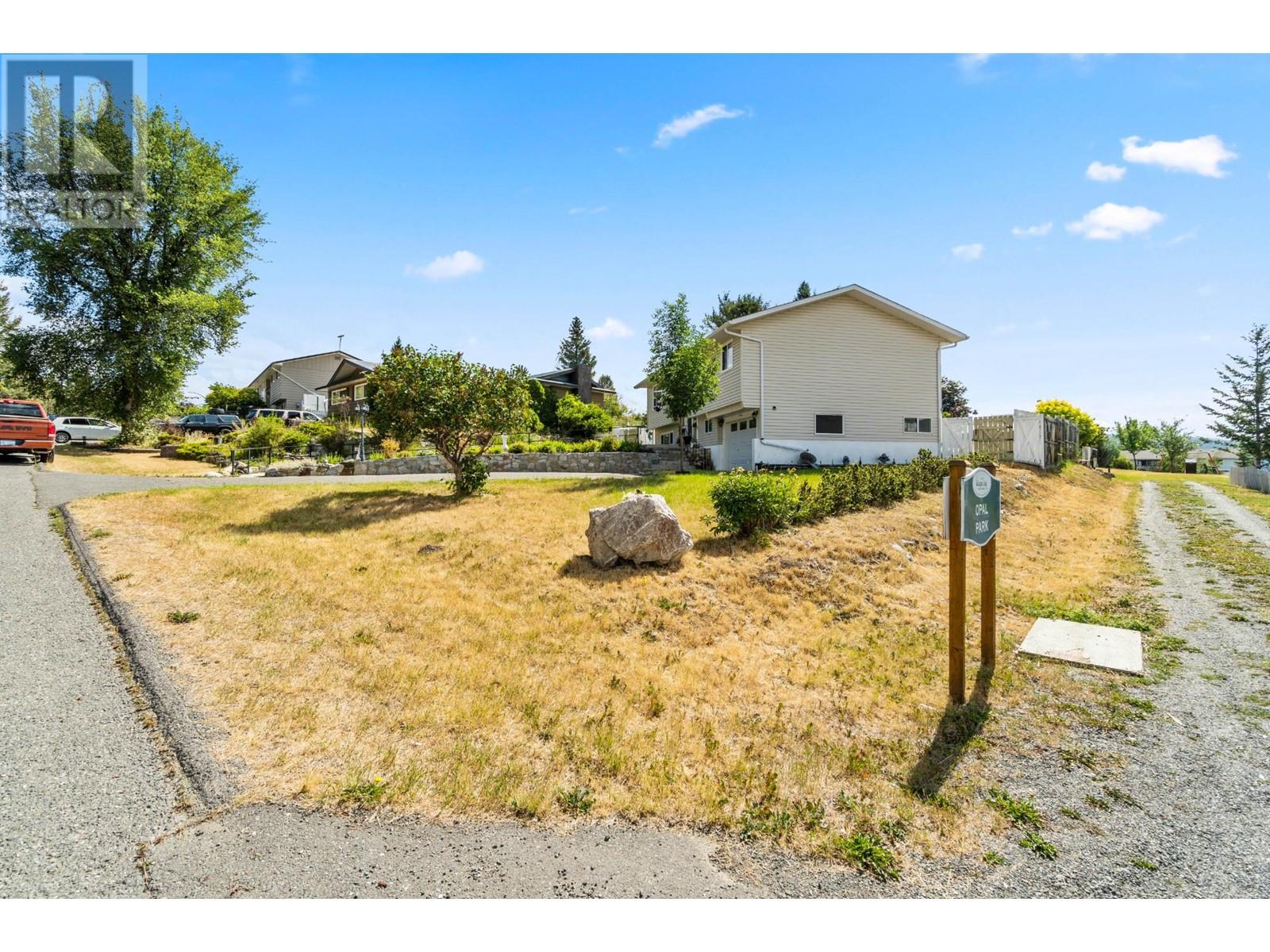 443 Opal Drive, Logan Lake, British Columbia  V0K 1W0 - Photo 6 - 180332