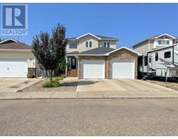 938 Manor Place, Redcliff, Ca