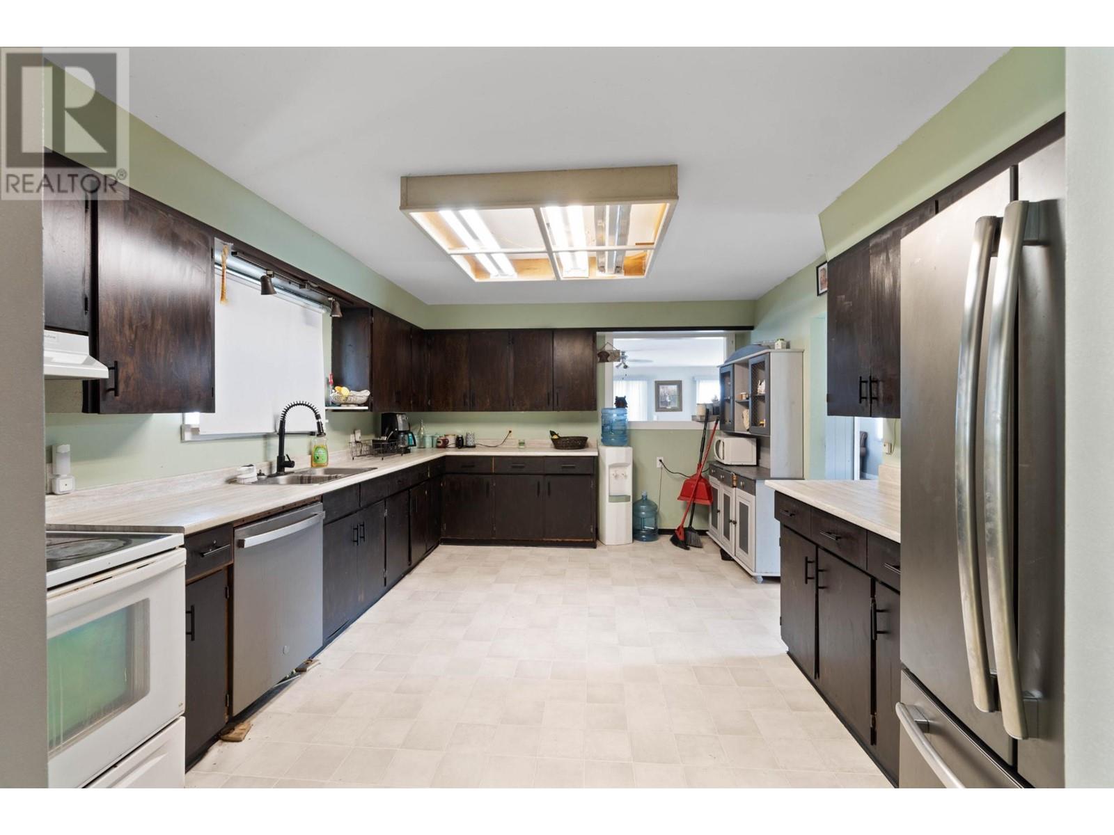 4060 Hills Frontage Rd, Cache Creek, British Columbia  V0K 1H1 - Photo 15 - 180333