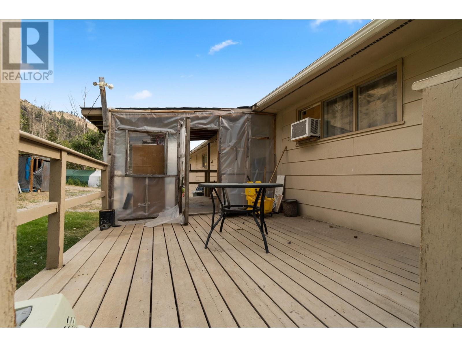 4060 Hills Frontage Rd, Cache Creek, British Columbia  V0K 1H1 - Photo 34 - 180333